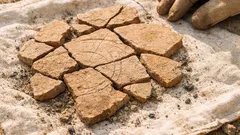 Descubren la piedra rúnica fechada más antigua del mundo y cambia la historia de las runas