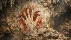 Descubren en Sulawesi una mano rupestre de 67.8 mil años que cambia la historia del arte