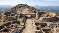 Descubren en Peña del Castro dos templos antiguos que cambian lo que sabíamos del sitio